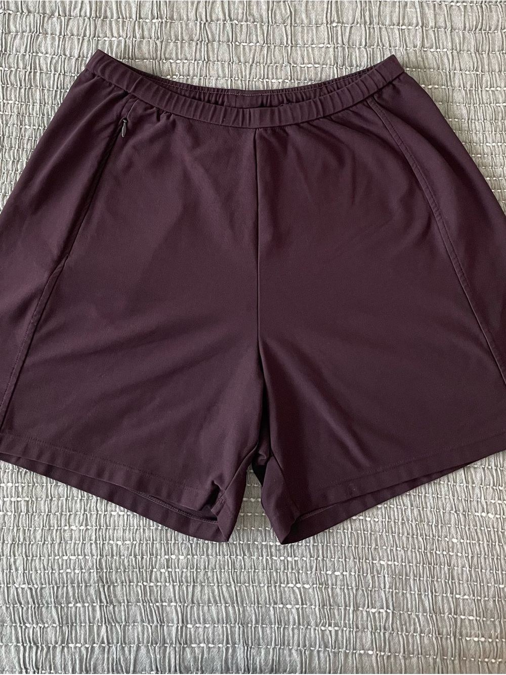 Womens Chocolate Brown Nike Loose Fit Shorts Size S Zip Pocket - Picture 5 of 9